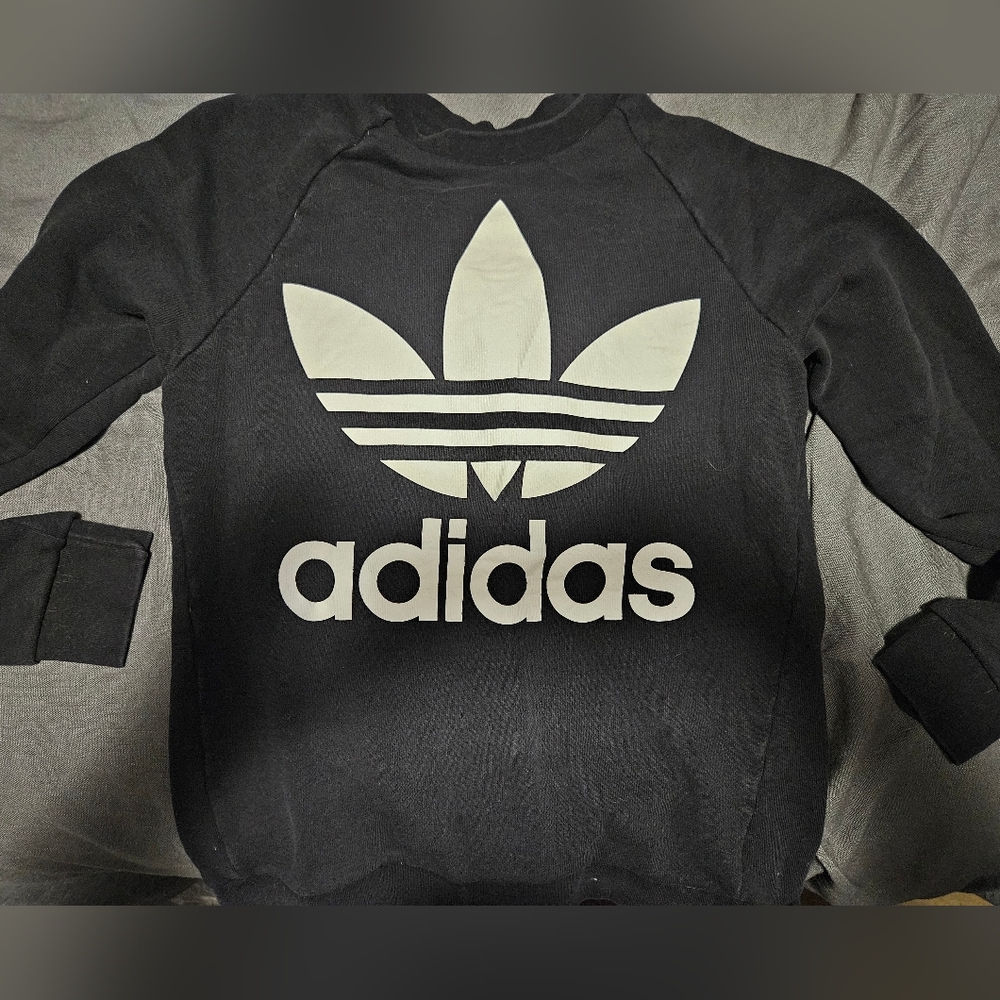 3/$15 Adidas crew neck classic